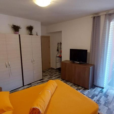 Apartament Ovo Sinaia Buitenkant foto